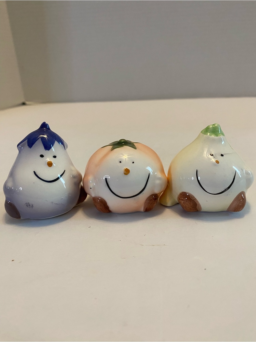Vintage Anthropomorphic Veggie Guys Salt & Pepper Shakers Onion Garlic Eggplant